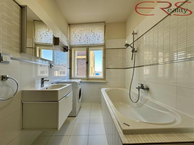 Pronájem bytu 2+kk, Jablonec nad Nisou, Máchova, 44 m2