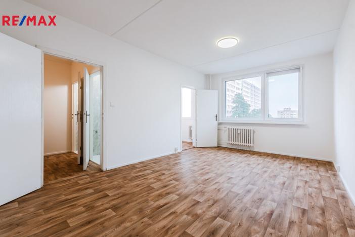 Pronájem bytu 1+kk, Praha - Troja, Sosnovecká, 29 m2