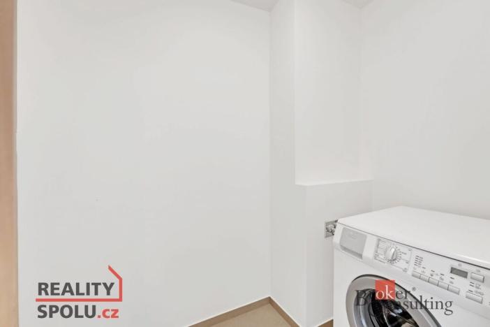 Pronájem bytu 2+kk, Praha - Vysočany, Kolbenova, 53 m2