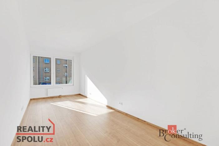 Pronájem bytu 2+kk, Praha - Vysočany, Kolbenova, 53 m2