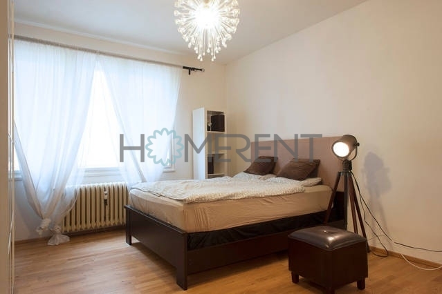 Pronájem bytu 1+1, Praha - Nusle, Na dolinách, 33 m2