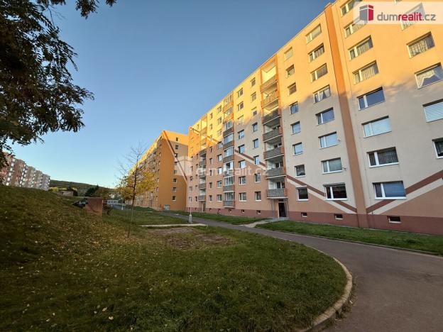 Pronájem bytu 1+1, Jirkov, Na Borku, 40 m2