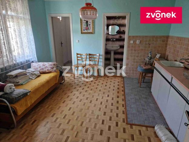 Prodej rodinného domu, Břestek, 360 m2