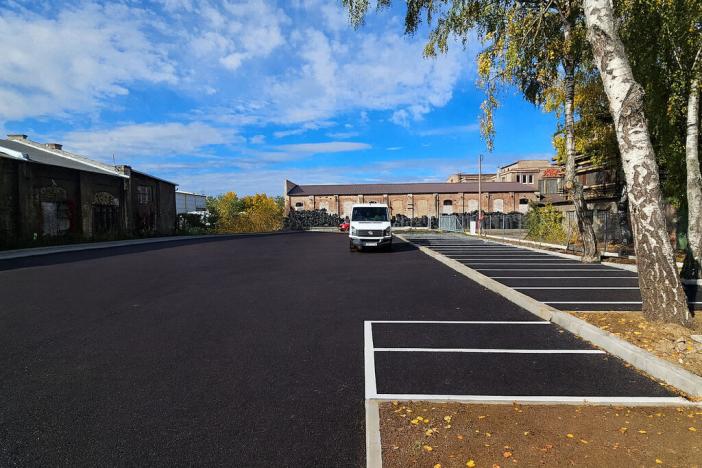 Pronájem skladu, Králův Dvůr, Tovární, 1000 m2