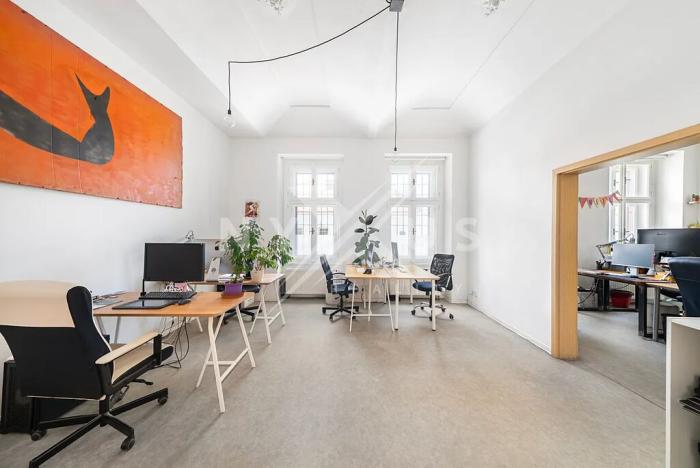 Pronájem kanceláře, Praha - Holešovice, Bubenská, 84 m2