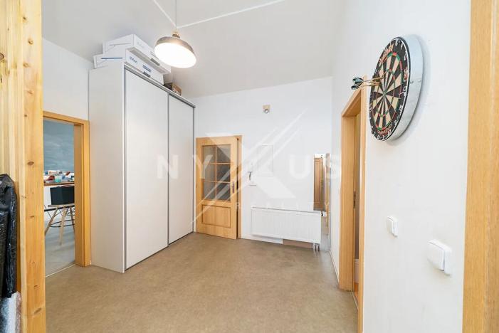 Pronájem kanceláře, Praha - Holešovice, Bubenská, 84 m2