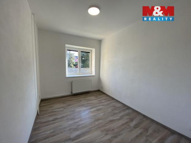 Pronájem bytu 2+1, Krnov - Pod Cvilínem, Zeyerova, 50 m2