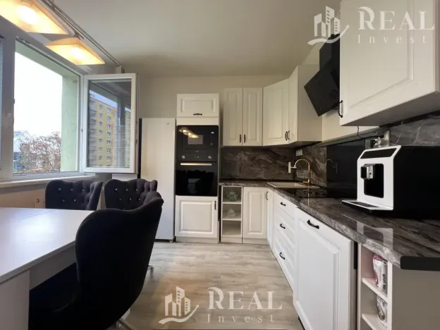 Prodej bytu 2+1, Jirkov, U Stadionu, 60 m2