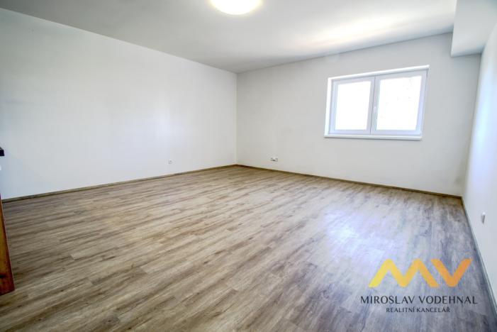 Pronájem bytu 1+kk, Smiřice, Cukrovarská, 40 m2