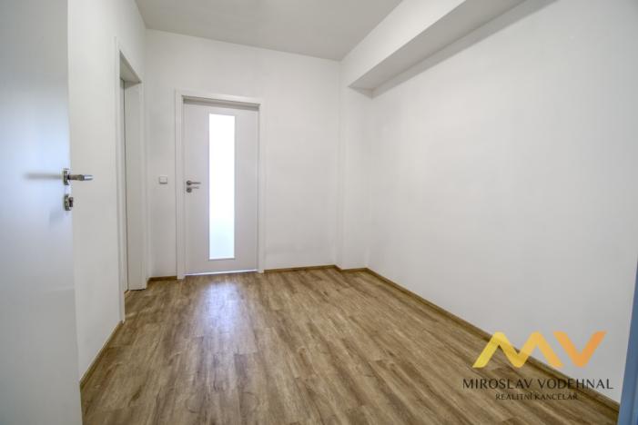 Pronájem bytu 1+kk, Smiřice, Cukrovarská, 40 m2