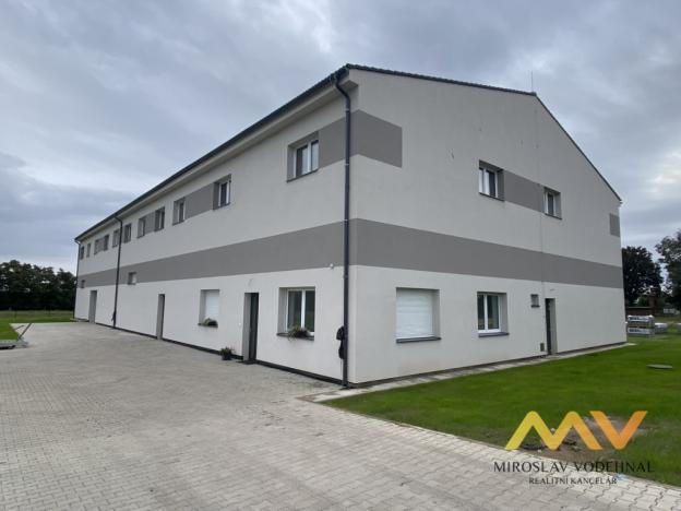 Pronájem bytu 1+kk, Smiřice, Cukrovarská, 40 m2
