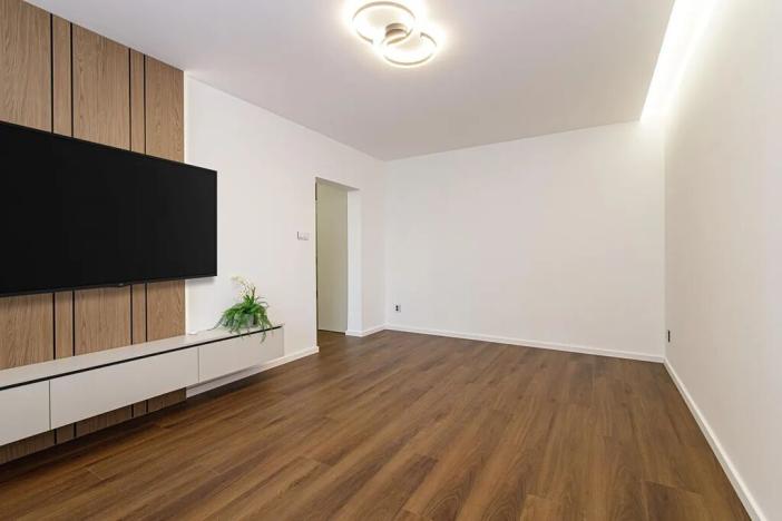 Prodej bytu 2+1, Ostrava, Vietnamská, 53 m2