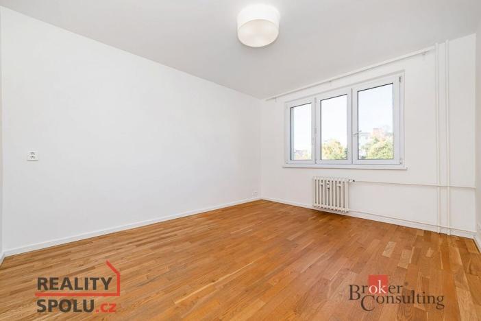 Pronájem bytu 2+1, Praha - Břevnov, Šantrochova, 54 m2