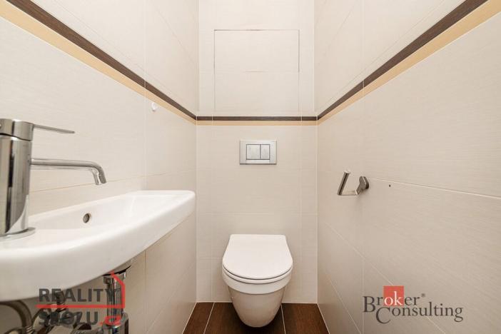 Pronájem bytu 2+1, Praha - Břevnov, Šantrochova, 54 m2