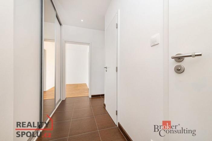 Pronájem bytu 2+1, Praha - Břevnov, Šantrochova, 54 m2