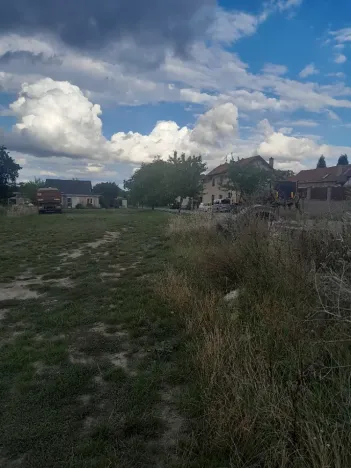 Prodej pole, Vykáň, 3893 m2