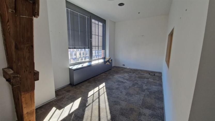 Pronájem kanceláře, Praha - Holešovice, Jankovcova, 354 m2