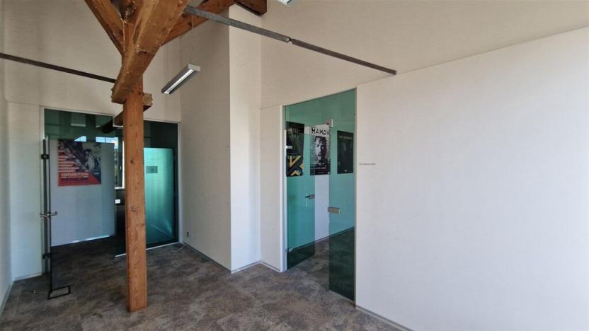 Pronájem kanceláře, Praha - Holešovice, Jankovcova, 354 m2