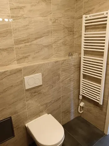 Pronájem bytu 2+kk, Praha - Nusle, Jaromírova, 43 m2