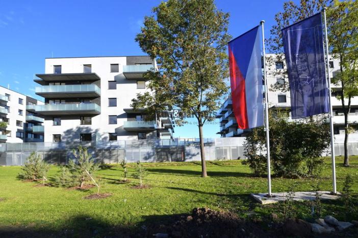 Prodej bytu 2+kk, Praha - Prosek, Čakovická, 52 m2