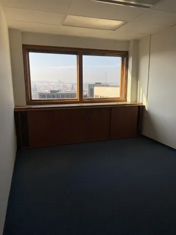 Pronájem kanceláře, Praha - Žižkov, náměstí Winstona Churchilla, 20 m2