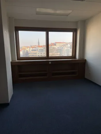 Pronájem kanceláře, Praha - Žižkov, náměstí Winstona Churchilla, 20 m2