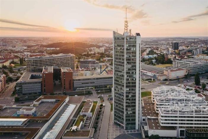 Pronájem kanceláře, Praha - Nusle, Na strži, 136 m2