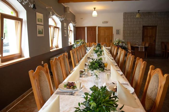 Pronájem restaurace, Šimonovice, Na Rašovce, 420 m2