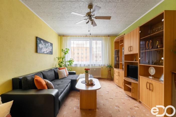 Prodej bytu 2+kk, Kladno, Vít. Nezvala, 44 m2