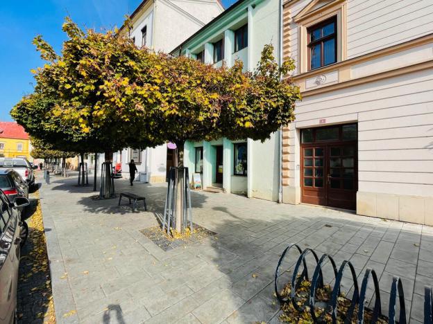 Pronájem bytu 2+1, Uničov, Masarykovo nám., 69 m2