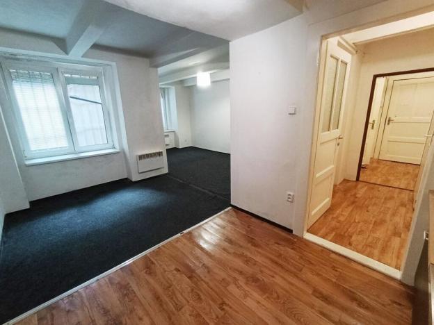 Prodej bytu 2+kk, Praha - Žižkov, Žerotínova, 53 m2