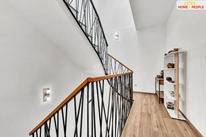 Prodej bytu 4+kk, Praha - Koloděje, Podzámecká, 125 m2