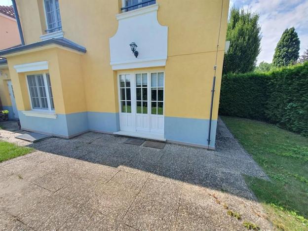 Pronájem rodinného domu, Praha, 230 m2