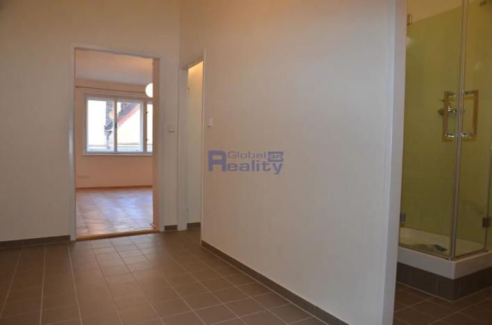 Pronájem bytu 2+1, Hradec Králové, Tomkova, 55 m2