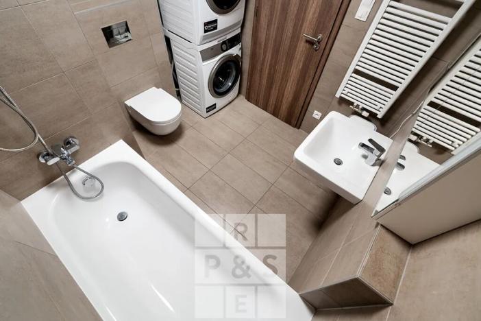 Prodej bytu 2+kk, Praha - Strašnice, Zvěřinova, 58 m2