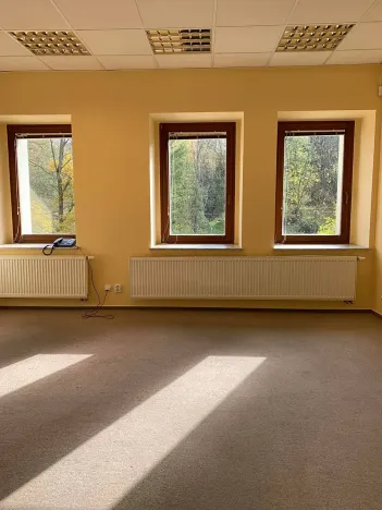 Pronájem kanceláře, Smržovka, Na Kopečku, 19 m2