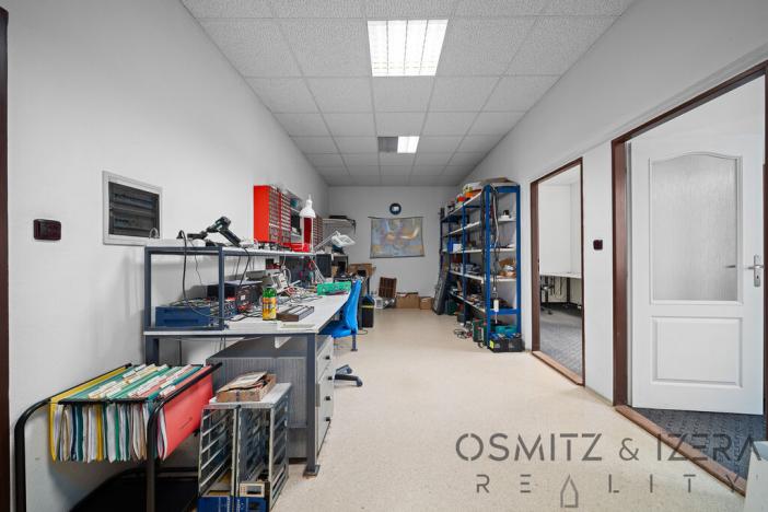 Prodej obchodního prostoru, Praha - Dolní Počernice, Nad rybníkem, 223 m2