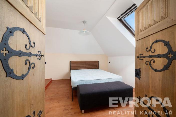 Pronájem bytu 4+kk, Vrchlabí, P. J. Šafaříka, 150 m2