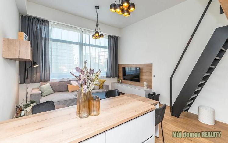 Pronájem bytu 1+kk, Praha - Žižkov, Malešická, 40 m2