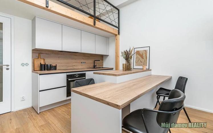 Pronájem bytu 1+kk, Praha - Žižkov, Malešická, 40 m2