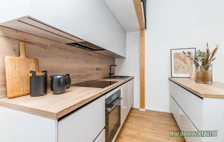 Pronájem bytu 1+kk, Praha - Žižkov, Malešická, 40 m2