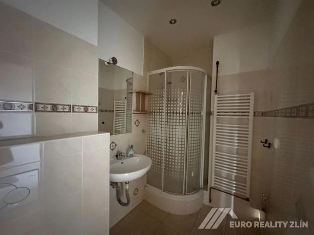 Pronájem bytu 2+1, Zlín, třída Tomáše Bati, 54 m2