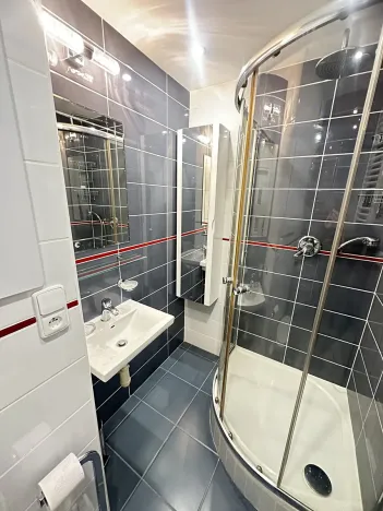 Pronájem bytu 1+kk, Jablonec nad Nisou, Erbenova, 27 m2