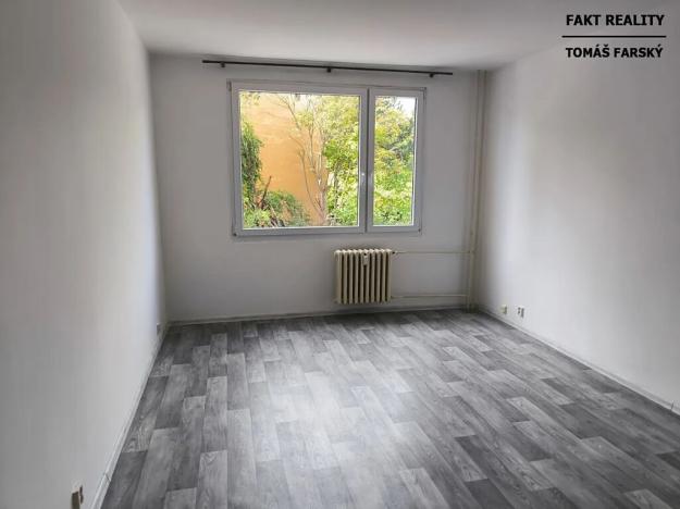 Pronájem bytu 1+kk, Děčín, Želenická, 25 m2