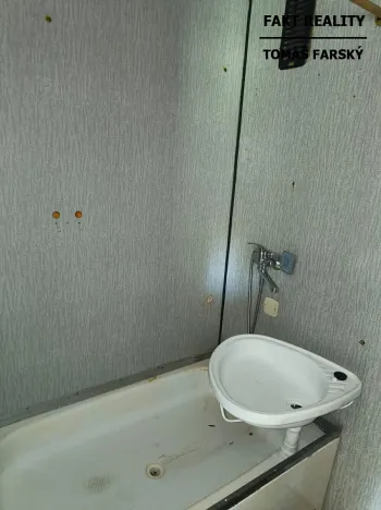 Pronájem bytu 1+kk, Děčín, Želenická, 25 m2