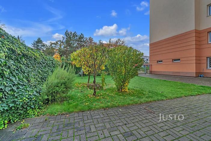Prodej bytu 2+1, Praha - Strašnice, Na stezce, 40 m2
