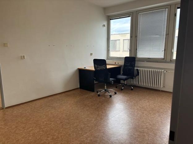 Pronájem kanceláře, Brno, Hněvkovského, 109 m2