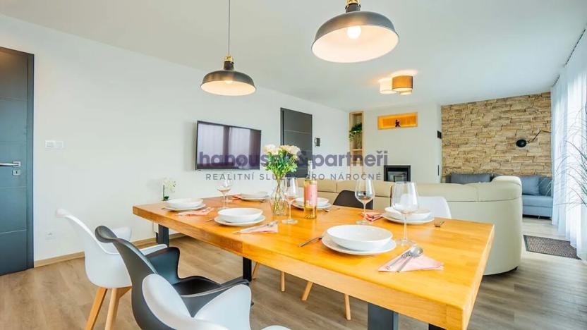 Prodej bytu 3+kk, Volary, 119 m2