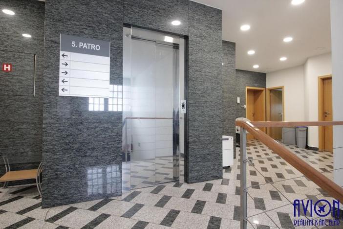 Pronájem kanceláře, Praha - Smíchov, Bozděchova, 107 m2