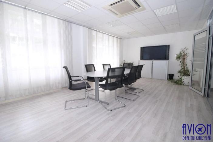 Pronájem kanceláře, Praha - Smíchov, Bozděchova, 107 m2